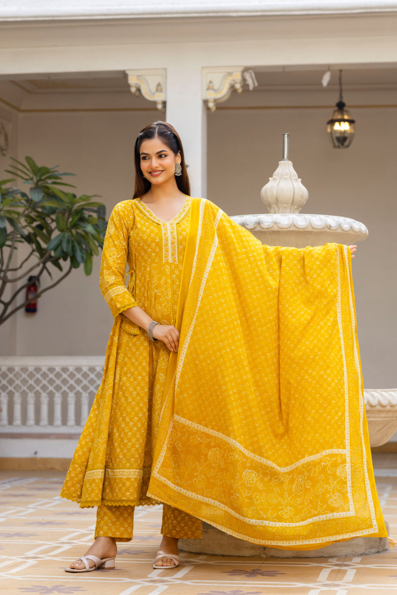 EthniFlair Women Floral Printed Panelled Sequinned Pure Cotton Kurta with Trousers & With Dupatta