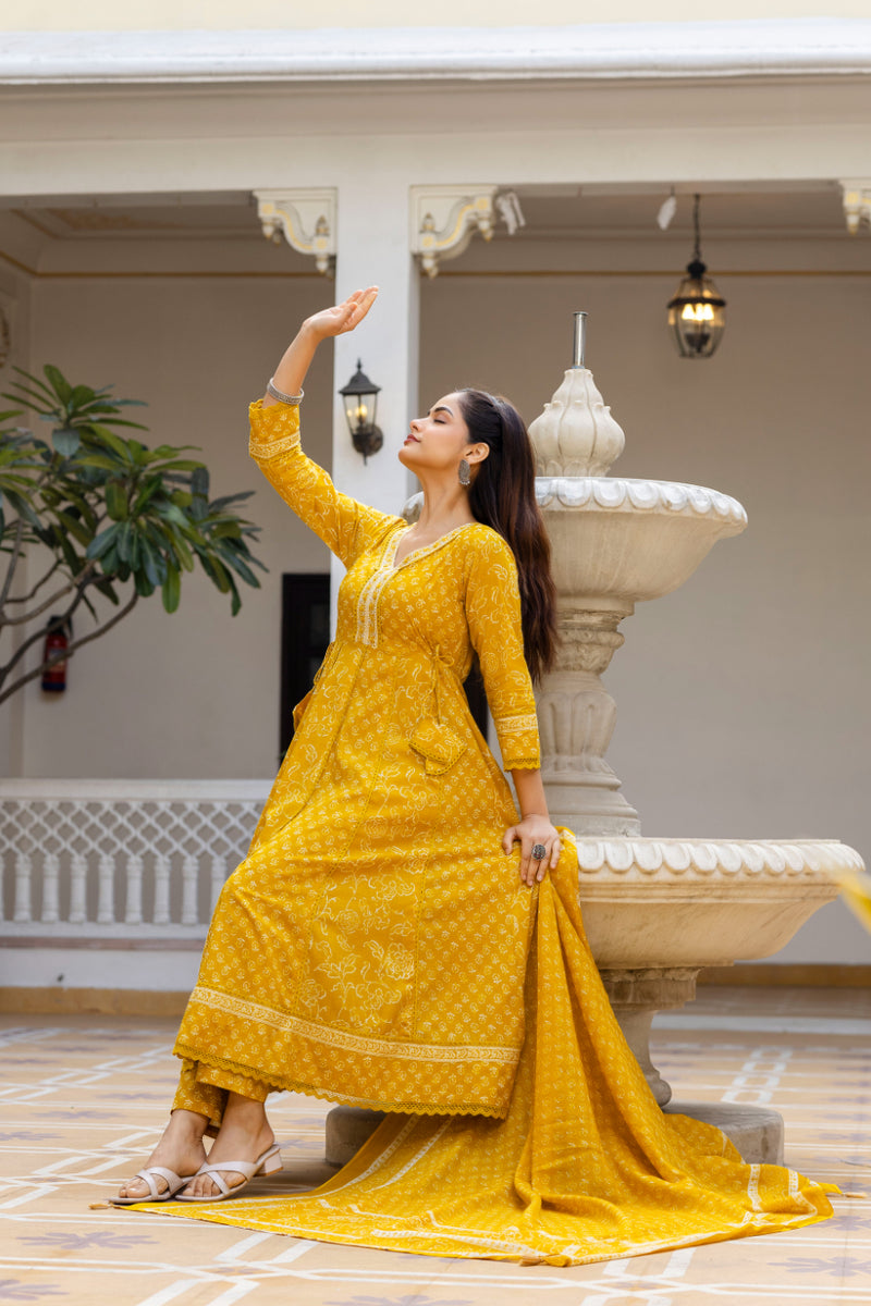 EthniFlair Women Floral Printed Panelled Sequinned Pure Cotton Kurta with Trousers & With Dupatta