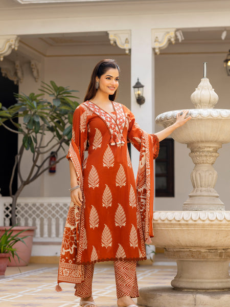 EthniFlair Women Ethnic Motifs Printed Regular Thread Work Pure Cotton Kurta with Palazzos & With Dupatta