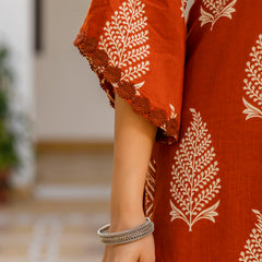 EthniFlair Women Ethnic Motifs Printed Regular Thread Work Pure Cotton Kurta with Palazzos & With Dupatta