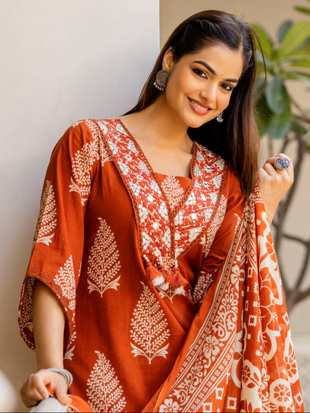 EthniFlair Women Ethnic Motifs Printed Regular Thread Work Pure Cotton Kurta with Palazzos & With Dupatta