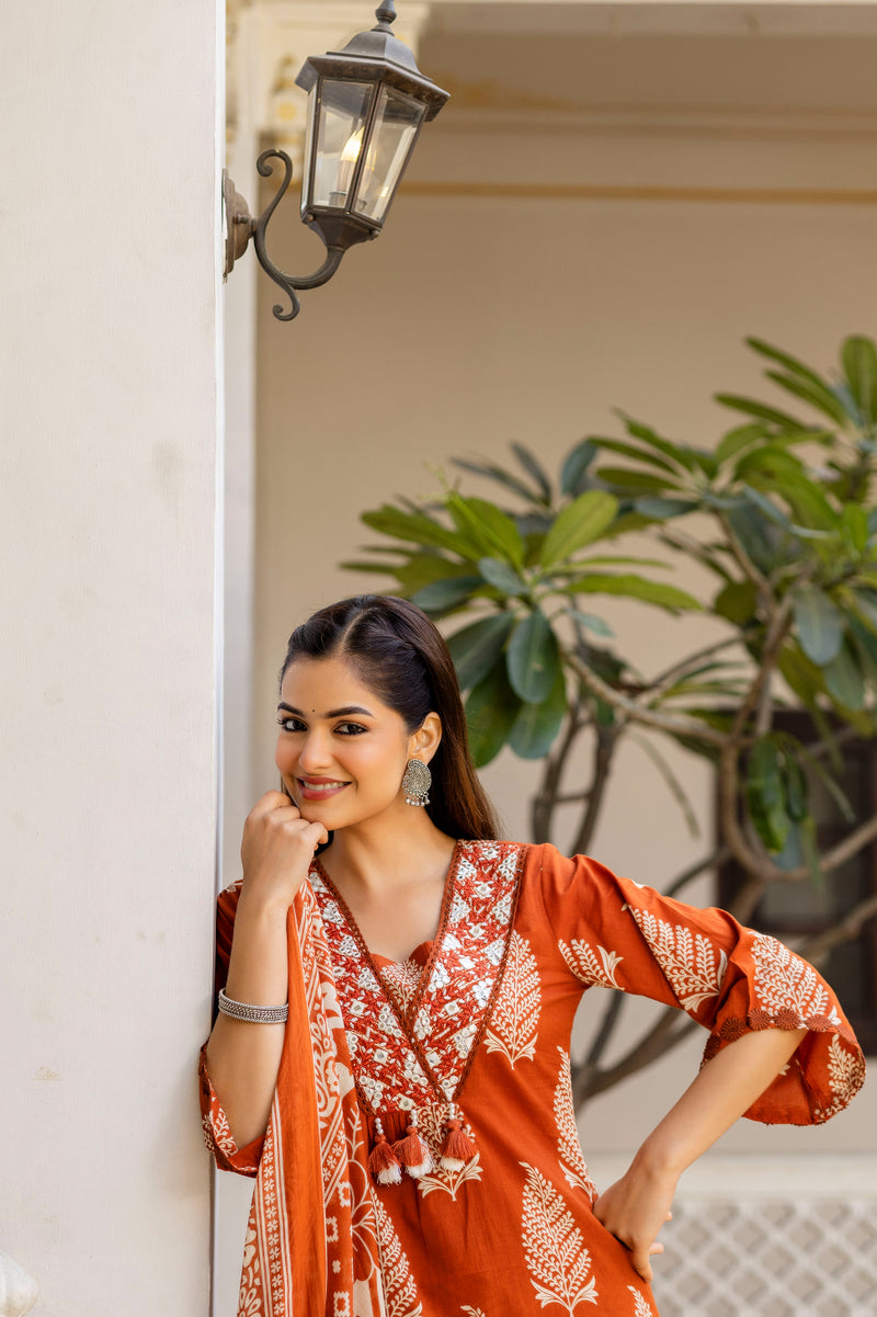 EthniFlair Women Ethnic Motifs Printed Regular Thread Work Pure Cotton Kurta with Palazzos & With Dupatta