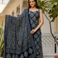 EthniFlair Women Ethnic Motifs Printed Regular Pure Cotton Kurta with Palazzos & With Dupatta