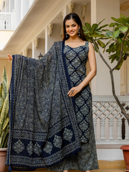 EthniFlair Women Ethnic Motifs Printed Regular Pure Cotton Kurta with Palazzos & With Dupatta