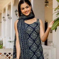 EthniFlair Women Ethnic Motifs Printed Regular Pure Cotton Kurta with Palazzos & With Dupatta