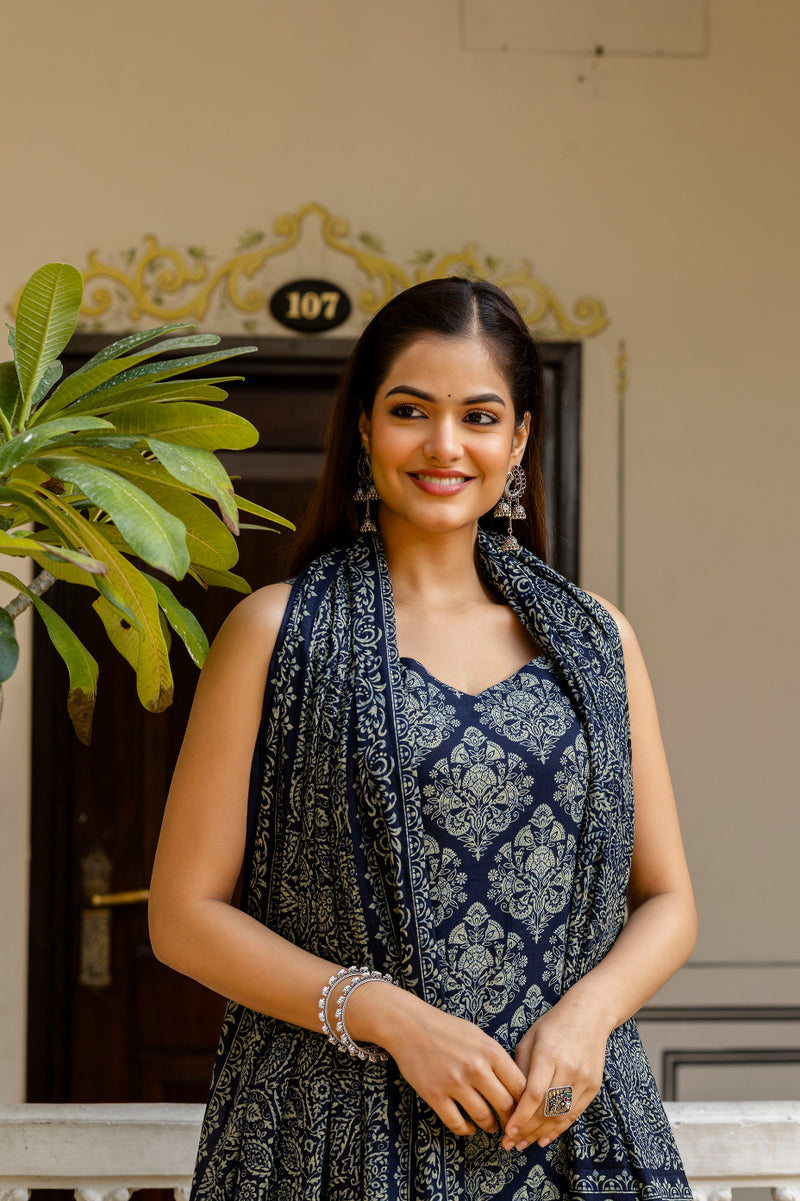 EthniFlair Women Ethnic Motifs Printed Regular Pure Cotton Kurta with Palazzos & With Dupatta