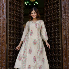 EthniFlair Floral Printed V-Neck A-Line Kurta With Trousers & Dupatta
