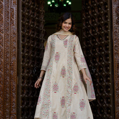 EthniFlair Floral Printed V-Neck A-Line Kurta With Trousers & Dupatta