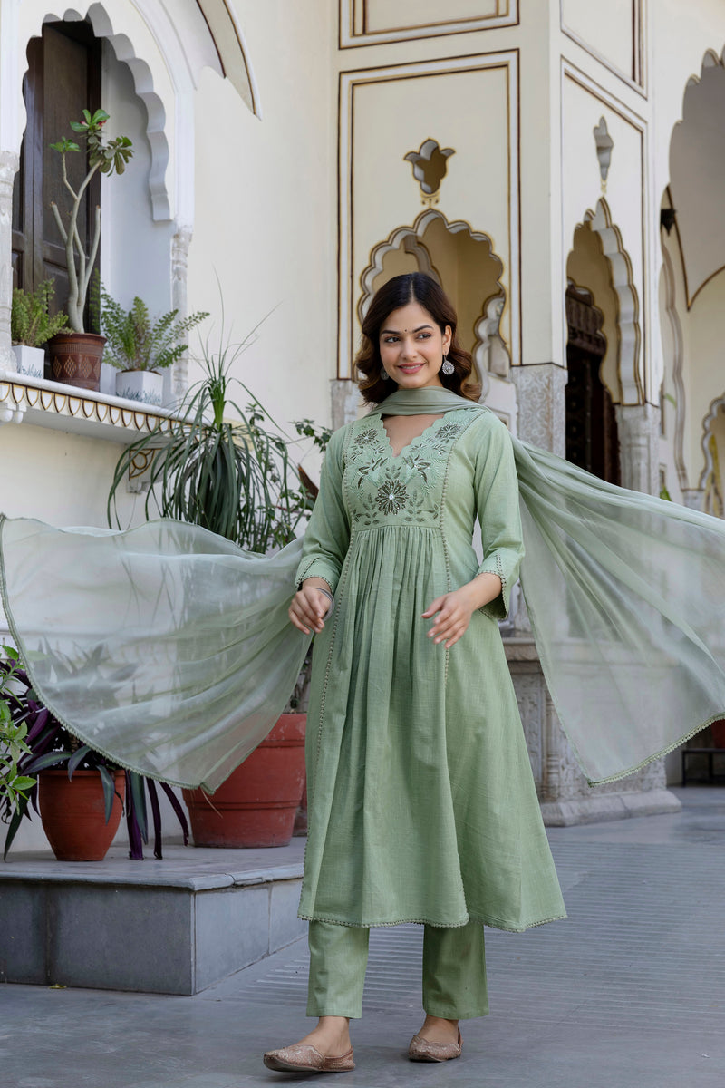 EthniFlair Yoke Design V-Neck Pleated Kurta With Trousers & Dupatta