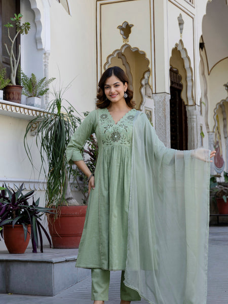 EthniFlair Yoke Design V-Neck Pleated Kurta With Trousers & Dupatta