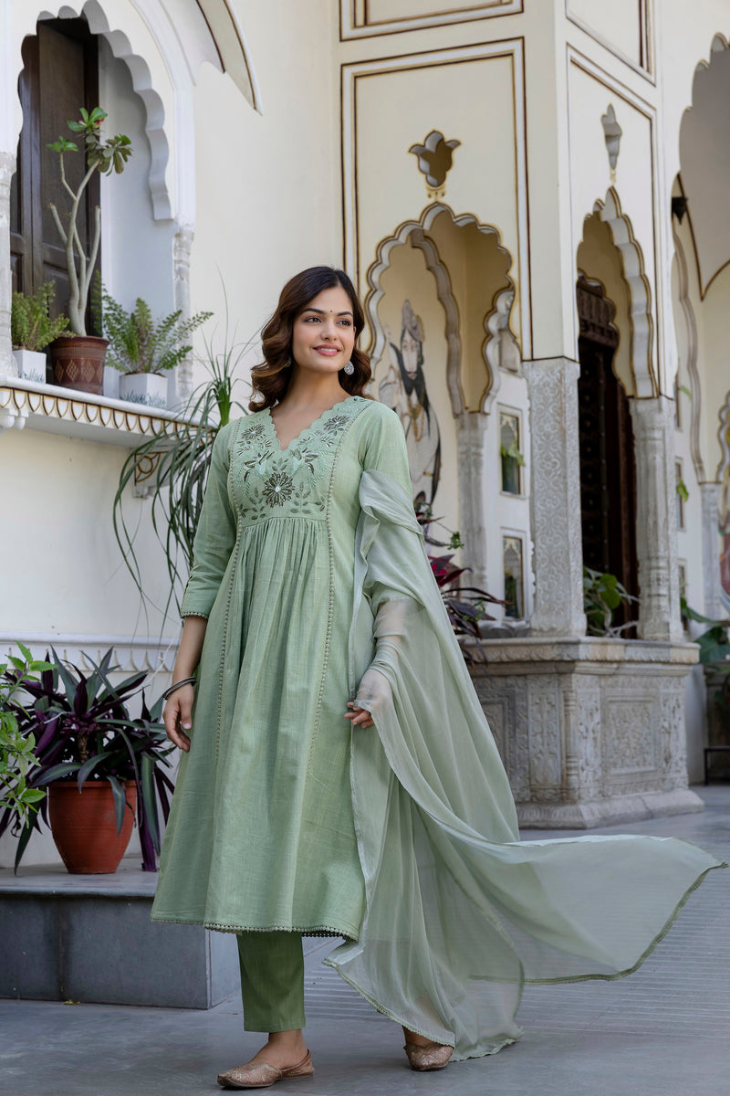 EthniFlair Yoke Design V-Neck Pleated Kurta With Trousers & Dupatta
