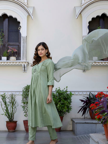 EthniFlair Yoke Design V-Neck Pleated Kurta With Trousers & Dupatta