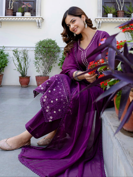 EthniFlair Ethnic Motifs Embroidered Kurta with Trousers & Dupatta