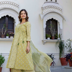 EthniFlair Floral Printed Kurta with Palazzos & Dupatta