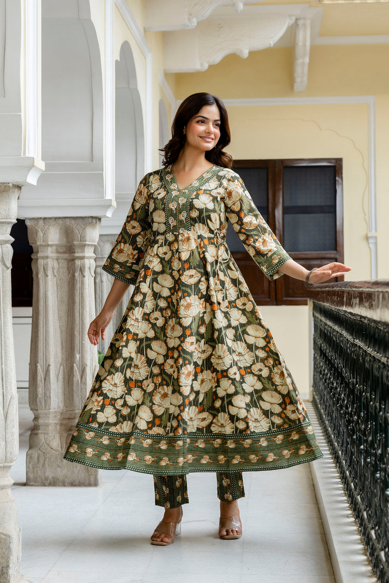 EthniFlair Floral Printed V-Neck A-Line Kurta & Trousers With Dupatta