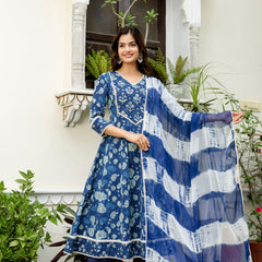 EthniFlair Floral Printed V-Neck Anarkali Kurta With Pyjamas & Dupatta