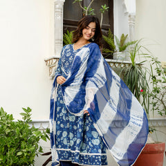 EthniFlair Floral Printed V-Neck Anarkali Kurta With Pyjamas & Dupatta