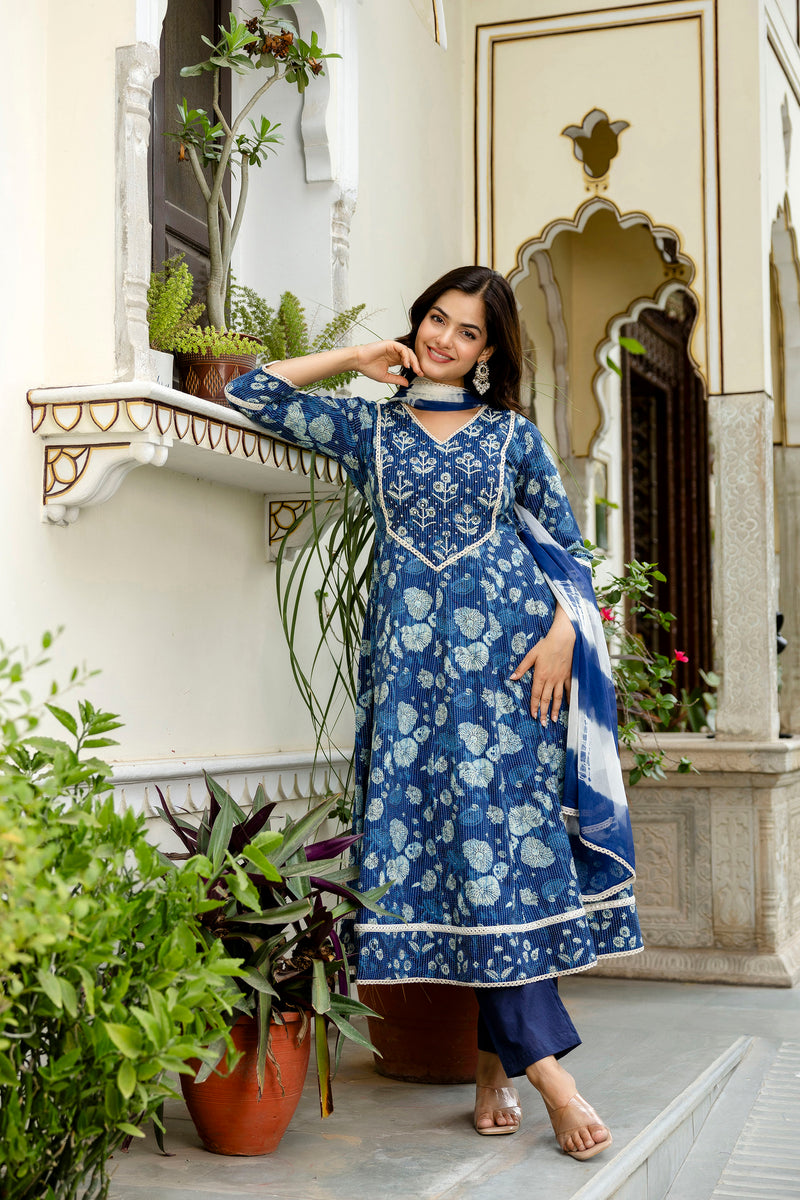 EthniFlair Floral Printed V-Neck Anarkali Kurta With Pyjamas & Dupatta