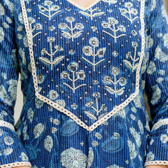 EthniFlair Floral Printed V-Neck Anarkali Kurta With Pyjamas & Dupatta