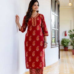 EthniFlair Women Cotton Yoke detail Straight Kurta Pant Dupatta Set