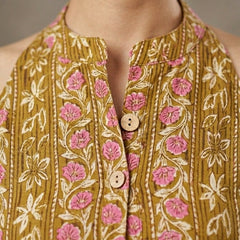 Women Cotton Katha Work Printed Button-up Kurti