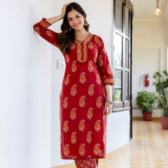 EthniFlair Women Cotton Yoke detail Straight Kurta Pant Dupatta Set
