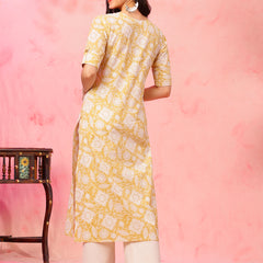 EthniFlair Floral Printed Round Neck Straight Kurta