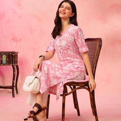 EthniFlair Floral Printed Round Neck Straight Kurta6