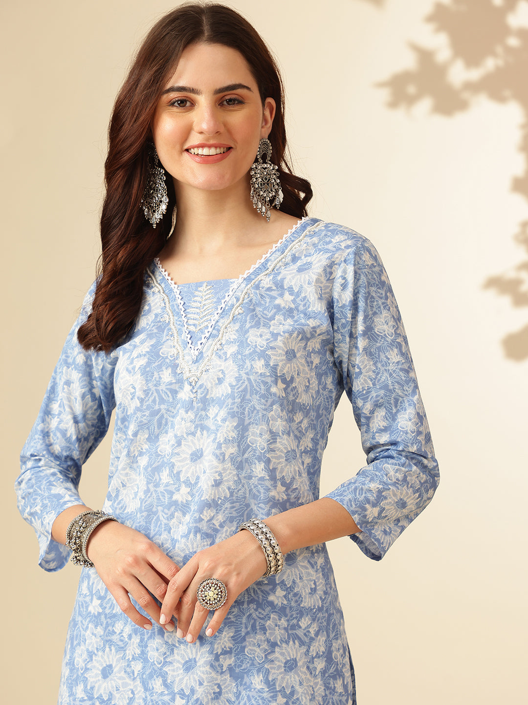 EthniFlair Women Floral Printed Regular Thread Work Pure Cotton Kurta with Patiala & With Dupatta