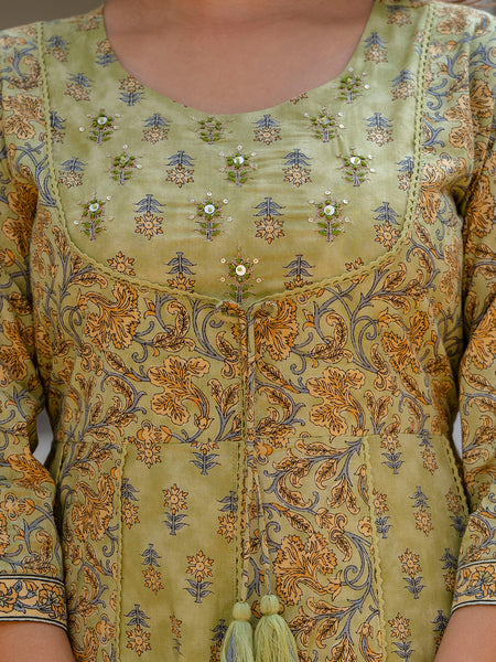 EthniFlair Floral Printed Panelled Aari Work Kurta with Pyjamas & Dupatta