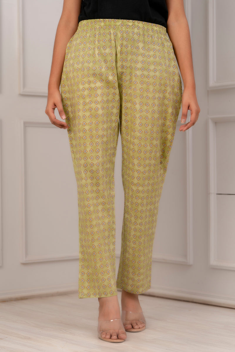 EthniFlair Floral Printed Panelled Aari Work Kurta with Pyjamas & Dupatta