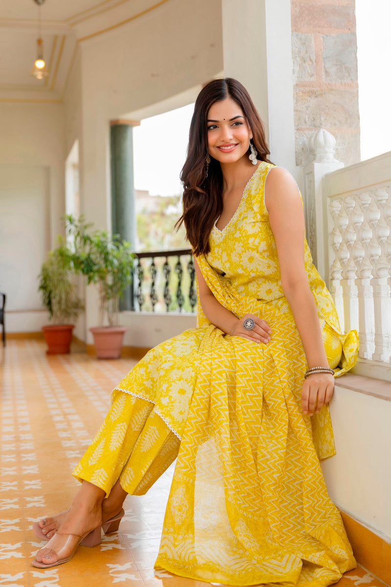 EthniFlair Floral Printed Aari Work Kurta with Trousers & Dupatta