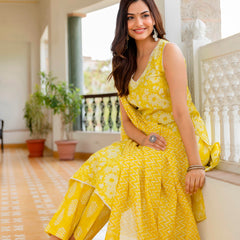 EthniFlair Floral Printed Aari Work Kurta with Trousers & Dupatta