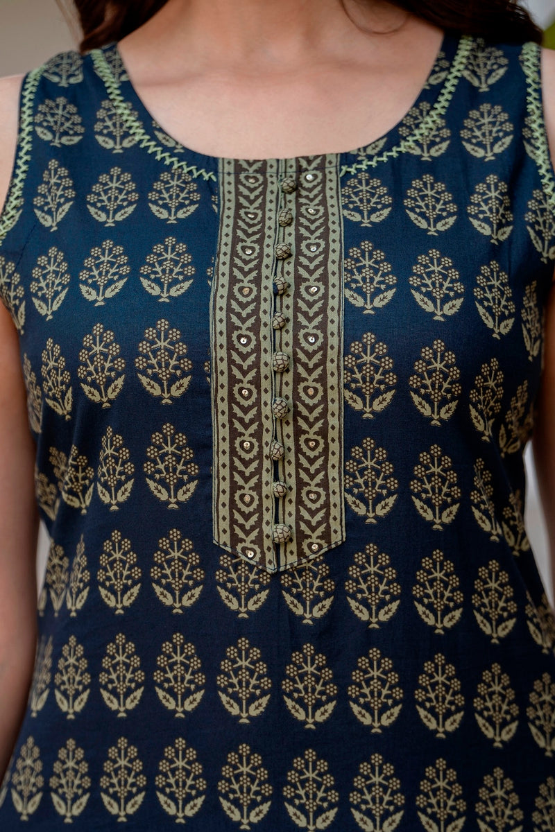 EthniFlair Floral Printed Kurta with Pyjamas & Dupatta