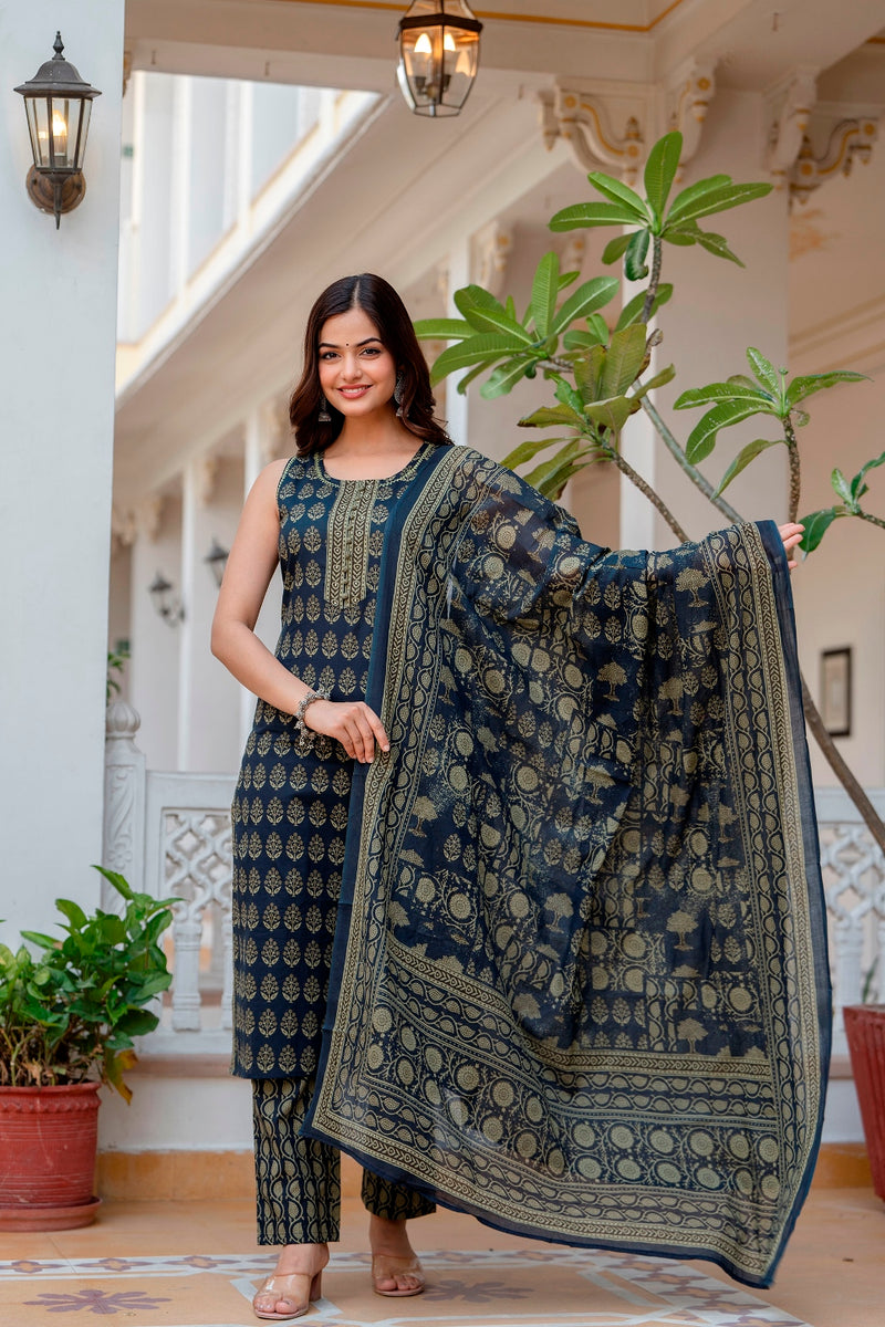 EthniFlair Floral Printed Kurta with Pyjamas & Dupatta