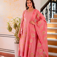 EthniFlair Floral Printed Panelled Aari Work Kurta with Trousers & Dupatta