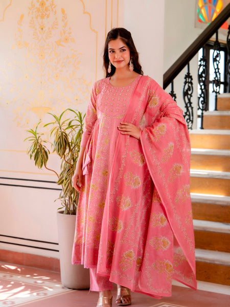 EthniFlair Floral Printed Panelled Aari Work Kurta with Trousers & Dupatta