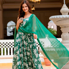 EthniFlair Floral Printed Floral Anarkali Kurta