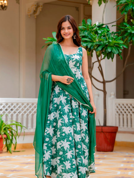 EthniFlair Floral Printed Floral Anarkali Kurta