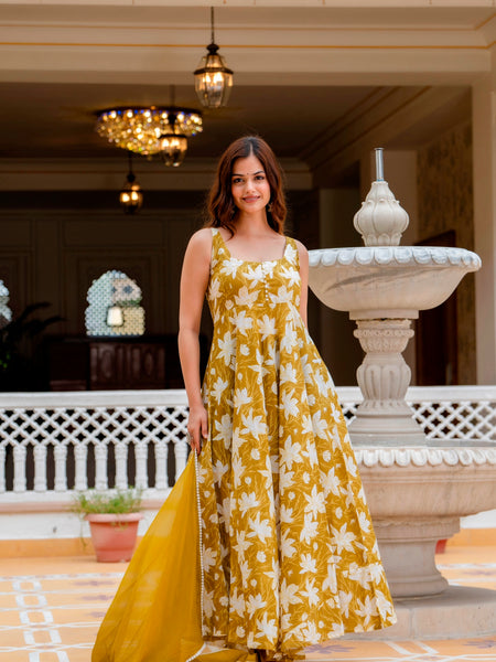 EthniFlair Floral Printed Floral Anarkali Kurta