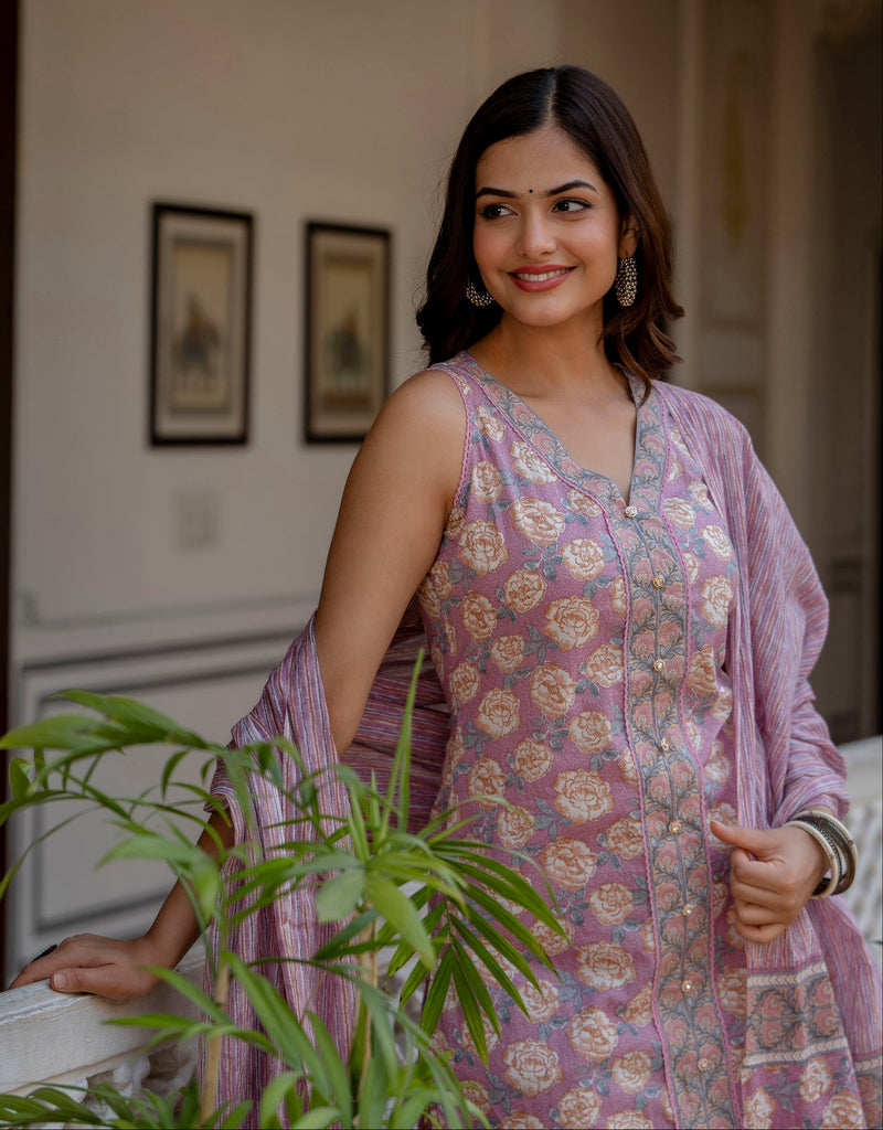 EthniFlair Floral Printed Kurta with Pyjamas & Dupatta