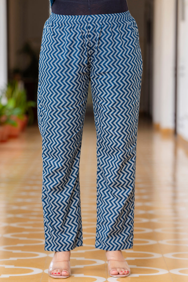 EthniFlair Floral Printed Empire Aari Work Kurta with Pyjamas & Dupatta