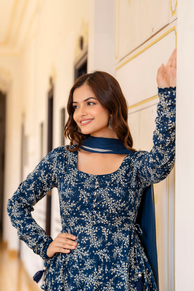 EthniFlair Floral Printed Empire Aari Work Kurta with Pyjamas & Dupatta