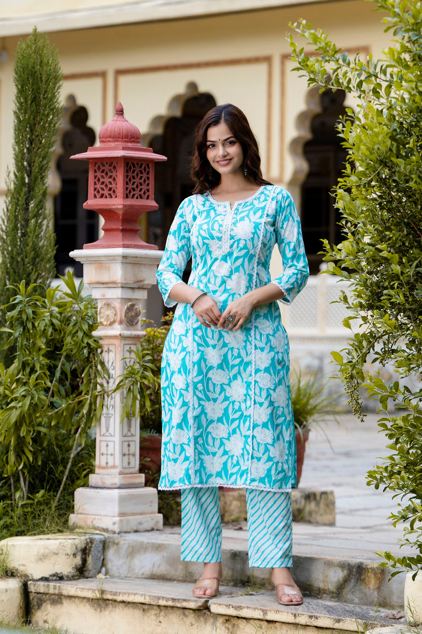 EthniFlair Women Floral Embroidered Regular Aari Work Pure Cotton Kurta with Pyjamas & With Dupatta