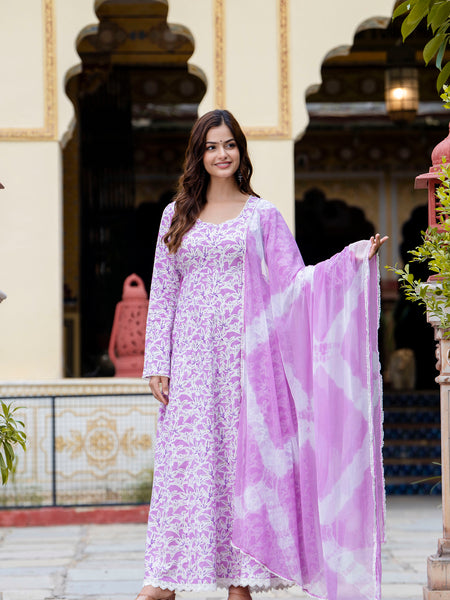 EthniFlair Floral Printed Floral Anarkali Kurta