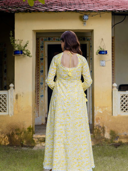 EthniFlair Floral Printed Floral Anarkali Kurta