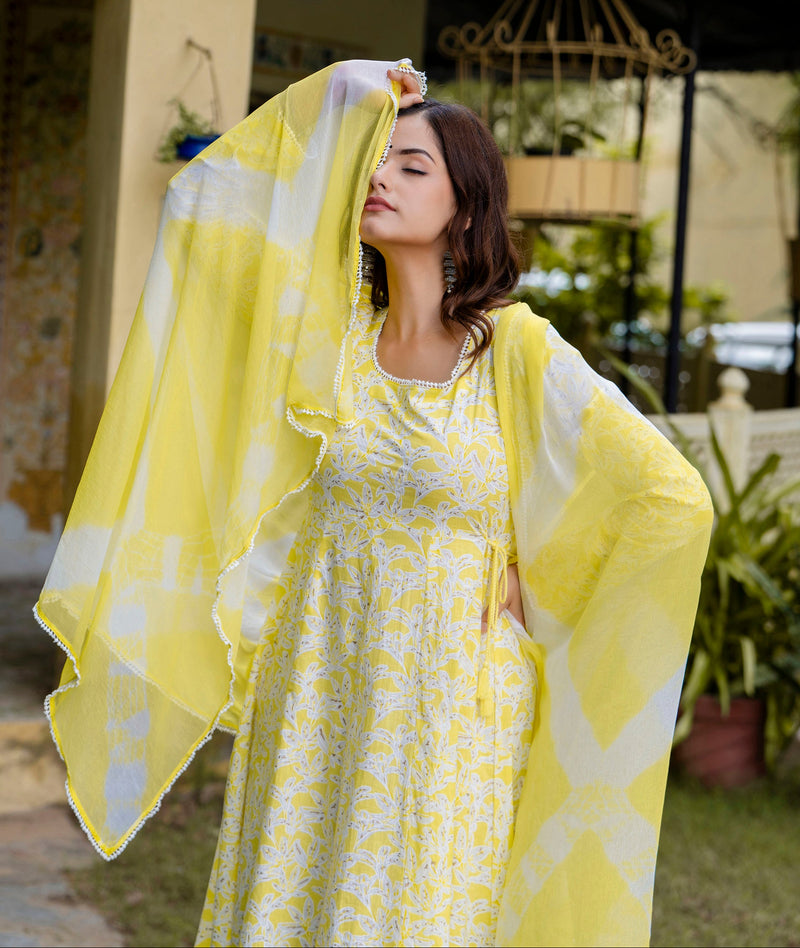 EthniFlair Floral Printed Floral Anarkali Kurta