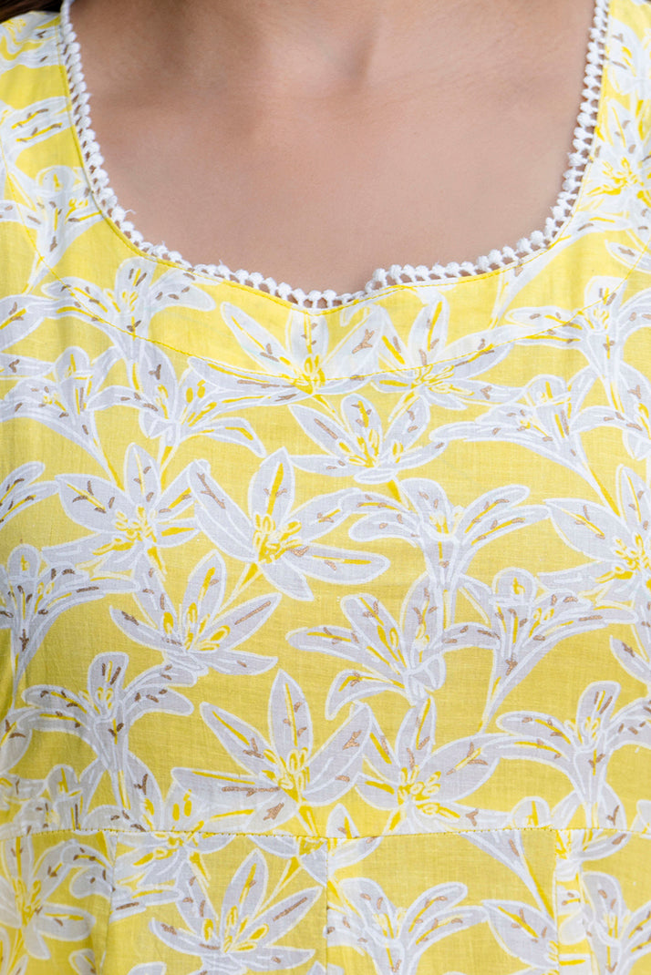 EthniFlair Floral Printed Floral Anarkali Kurta