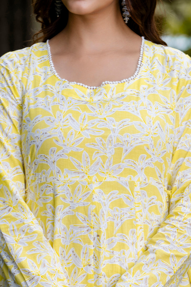 EthniFlair Floral Printed Floral Anarkali Kurta