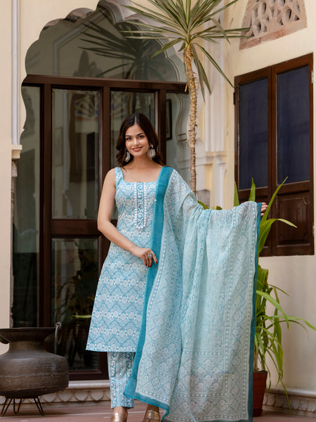 EthniFlair Printed Kurta with Trousers & Dupatta